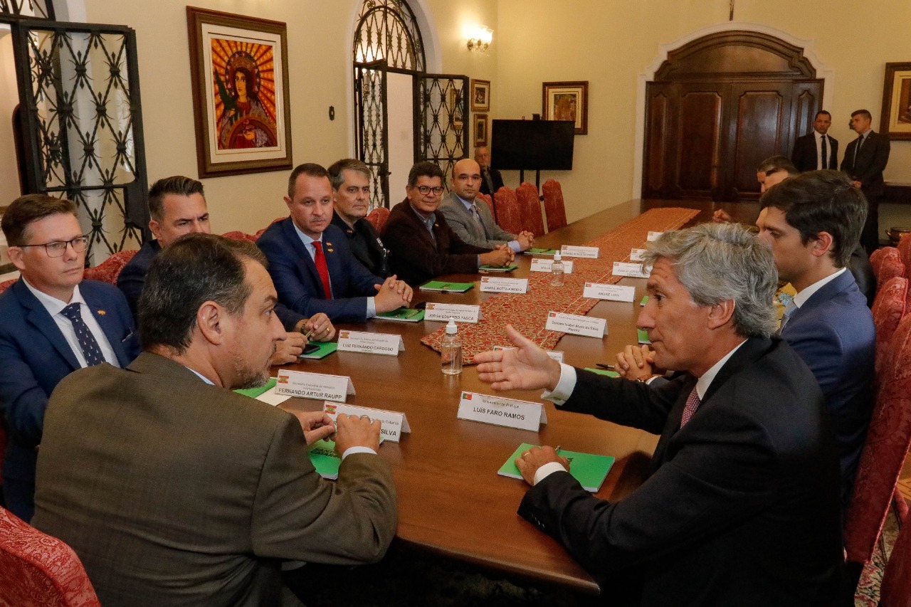Governador debate parcerias entre Santa Catarina e Portugal com o embaixador lusitano