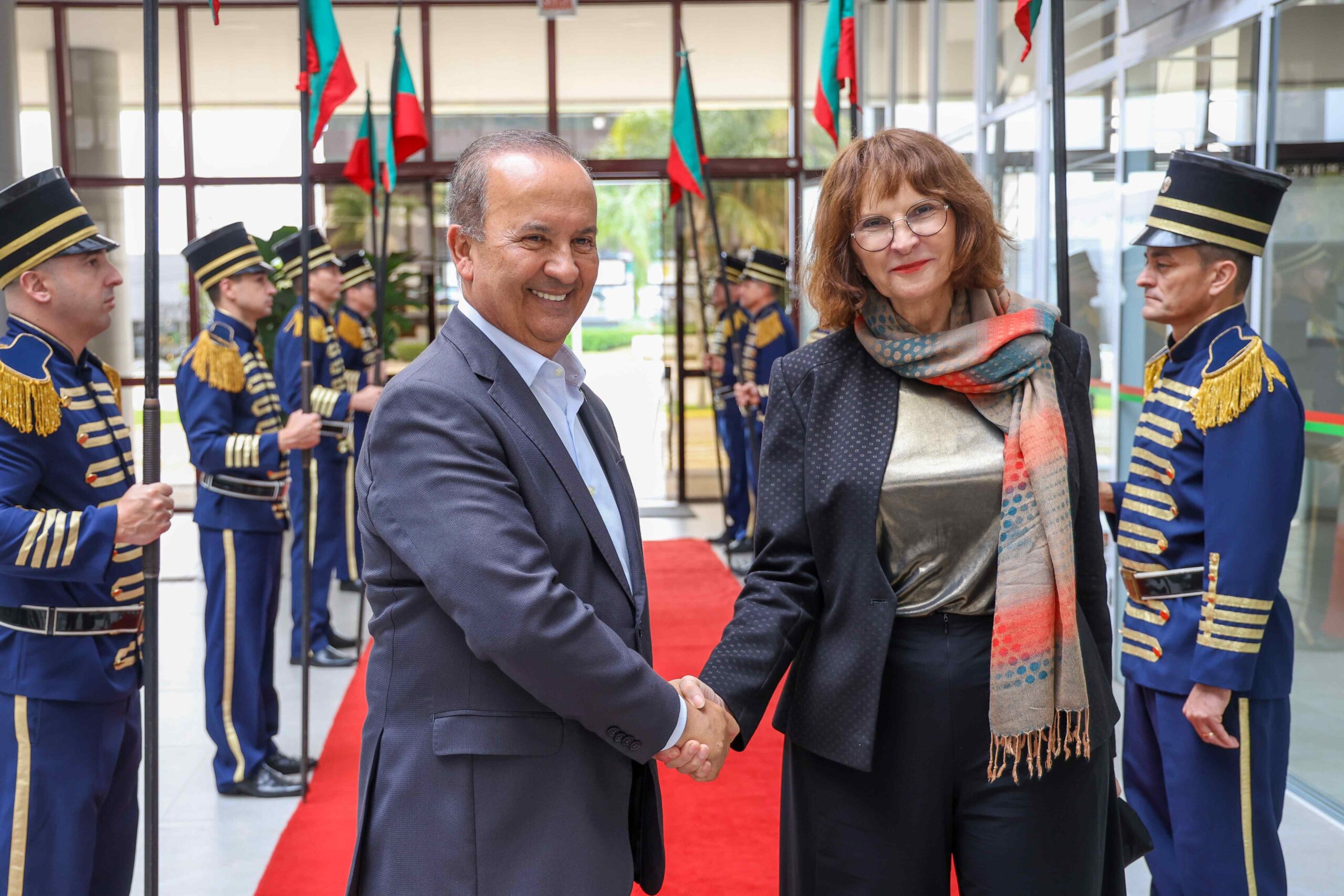 Gobernador recibe a la embajadora de Alemania en Brasil en su primera visita a Santa Catarina.