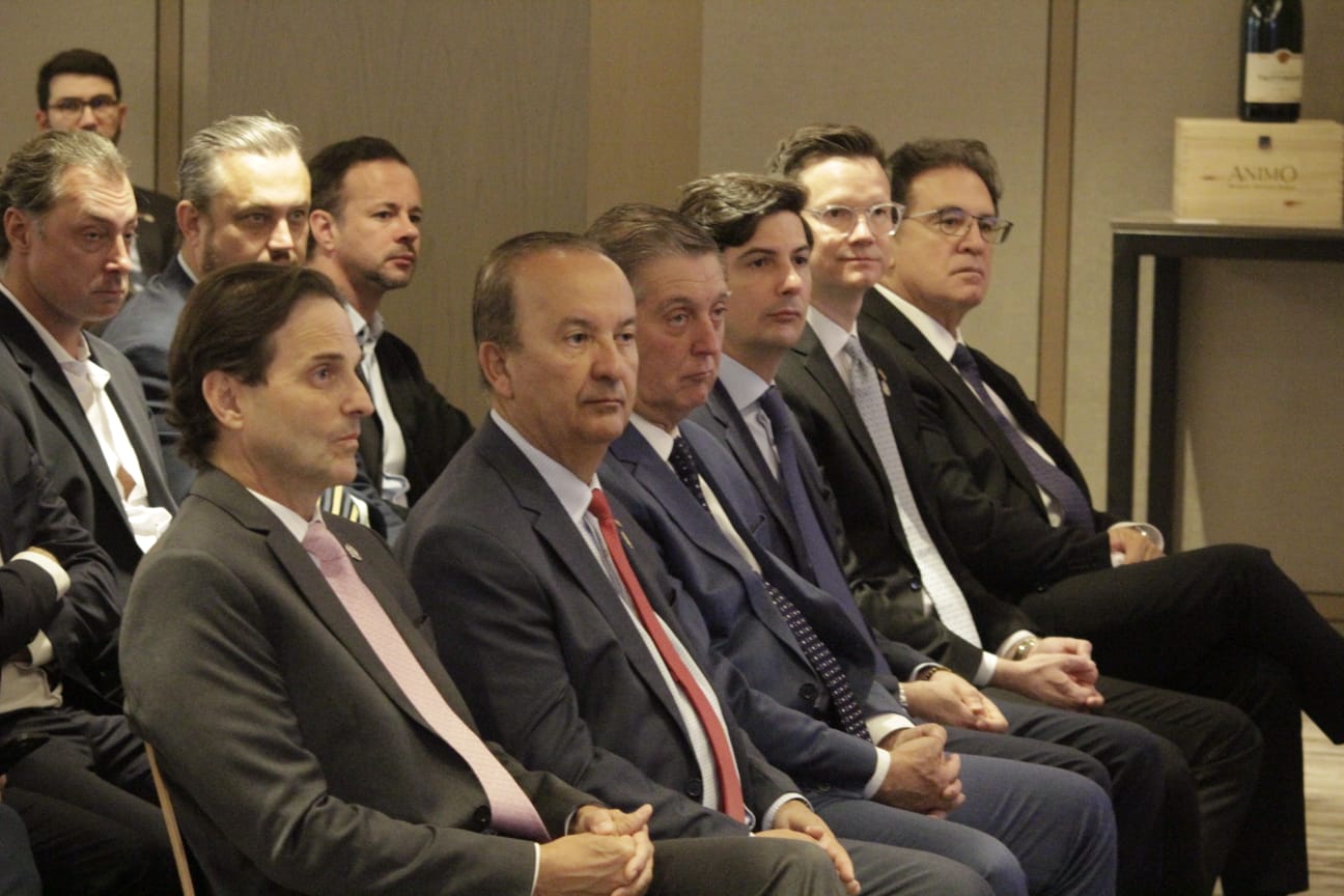 Em Nova York, governador apresenta potenciais de Santa Catarina para atrair investimentos e parcerias